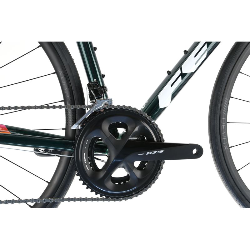 Felt FR 30 Lightweight Aluminum Road Bike/ Shimano 105 11-Spd
